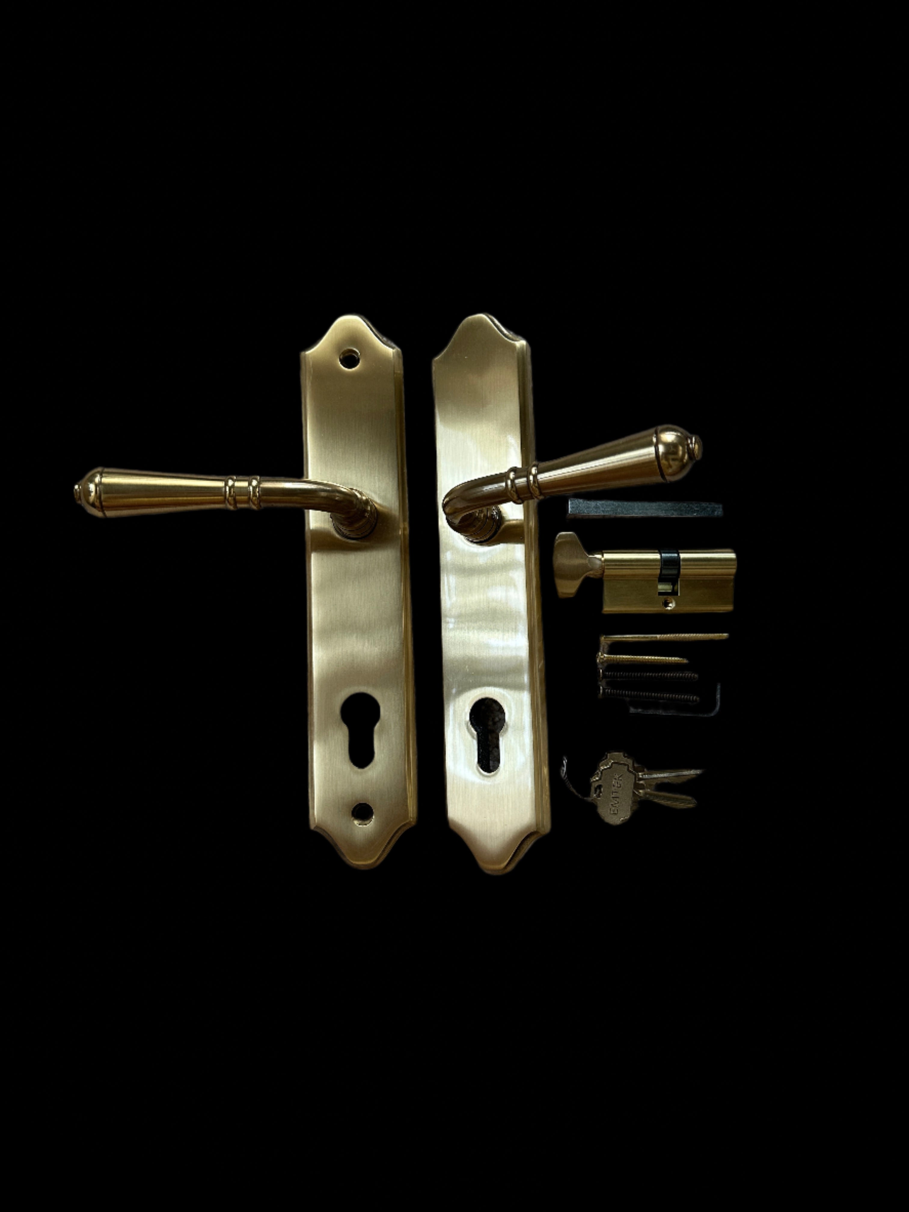 Emtek 1581US7 Right Handle Classic Brass Door Configuration 5 Keyed Entry Multi Point Trim Lever Set with European Cylinder Below Handle - READ|