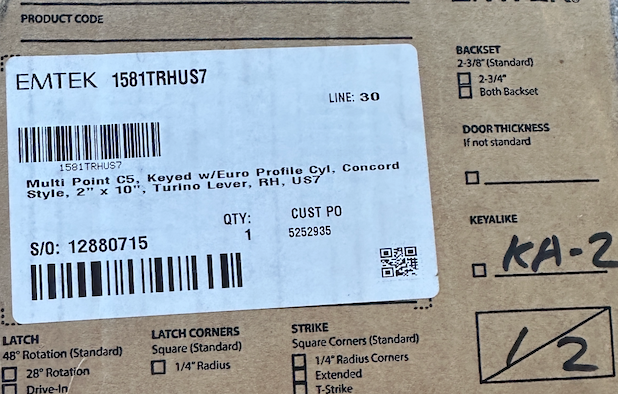 Emtek 1581US7 Right Handle Classic Brass Door Configuration 5 Keyed Entry Multi Point Trim Lever Set with European Cylinder Below Handle - READ|